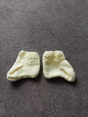 £0.99 • Buy Hand Knitted Unisex Baby Booties
