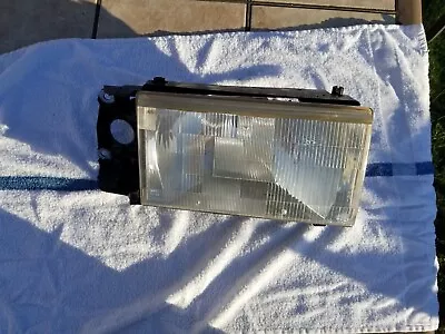 Volvo 740/940 OEM Headlight Assembly RH • $80