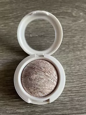 MAC Mineralize Eyeshadow *SNOW SEASON* - NEW W/O BOX (2.2g/0.07oz) *VERY RARE* • $47.99