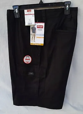 $13.99 • Buy New Men's Wrangler Relaxed Fit Cargo Shorts 112314939 Black