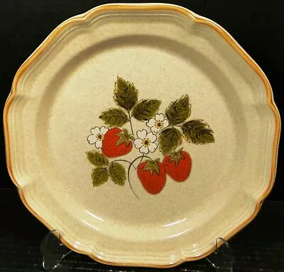 Mikasa Strawberry Festival Dinner Plate 10 3/4  EB 801 Excellent • $14.99