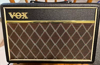 Vox V9106 10-Watt Electric Guitar Amplifier 1x6.5 Speaker • $64