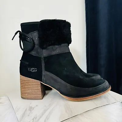 Ugg Kirke Suede Fur Cuff Side Zip Heeled Ankle Boots Block Heel Black Size 9.5 • $89