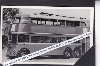 London Transport - M1 Type Trolley Bus No. 1531 Ex Works - Photo  # B9647 • £1