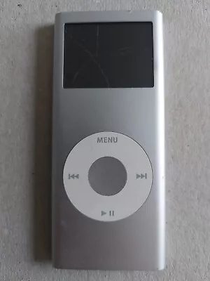 Apple Ipod Mini 2nd Generation 4gb -for Parts(cracked Screen) • £5