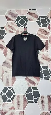 Plain Black T-shirt • £4