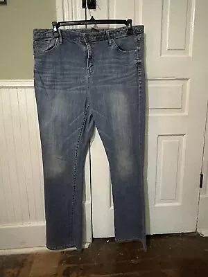 Mossimo Premium Denim Stretch Boyfriend Jeans Size 18R Curvy Distressed • $15