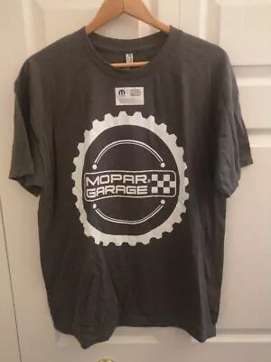 Mens Chrysler Dodge Mopar Logo  T-Shirt (Gray) Size Large New • $17.95