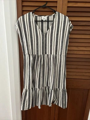$20 • Buy Seed Stripe Dress Size 8