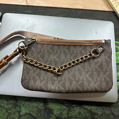 MICHAEL KORS Signature Fanny Pack Belt Bag Snap Chain 554131 • $9