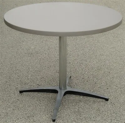 $65 • Buy 1970s 1980s Mid-Century Modern Chrome Round Table * Putty Gray