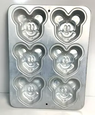 Wilton Mickey Mouse Mini Pan 6 Pocket Molds • $8