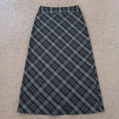 B.Moss Skirt Size 8 Long Gray Plaid A-Line Pleated • $16.70