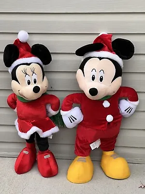 Disney Christmas Holiday Mickey And Minnie Mouse Porch Greeter Plush Decor  26  • $24.95