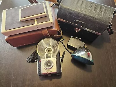 Lot Vintage Cameras Poloroid Starflash  Kodak Case Film Flash Cubes UNTESTED • $9.95