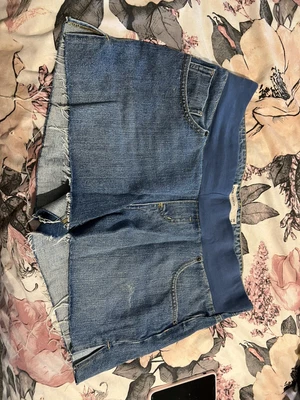 $10 • Buy Asos Maternity Shorts