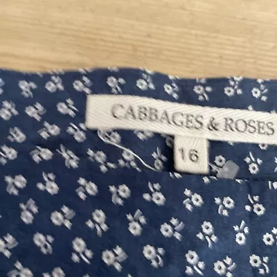 Cabbages And Roses Top Size 16 • £10