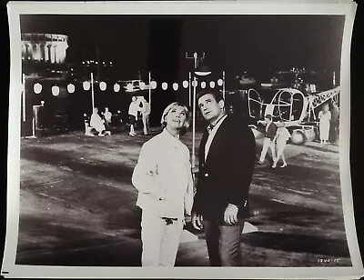 Do Not Disturb 8 X 10 Still 1965 Doris Day Rod Taylor! • $5.29