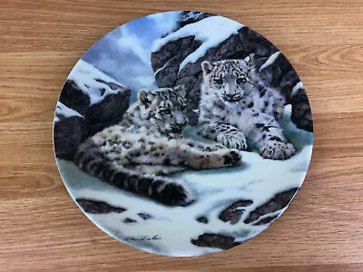 Davenport Pottery Snow Leopard Cubs Collector's Plate  • £10.99