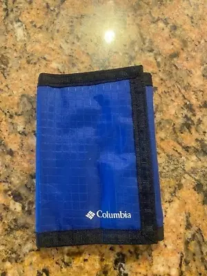 New Columbia Tri-Fold Wallet Fabric Wallet With Photo ID Blue • $14.99