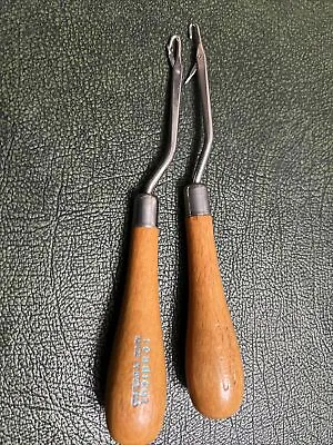 Readicut Wooden Handled  Rag Rug Tool Latch Hook x 2 For Rug Making • £10