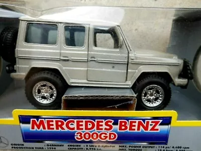 NEW-RAY 1/32 Scale Mercedes Benz 300GD 1994 White SUV Diecast Metal NISB • $7.95