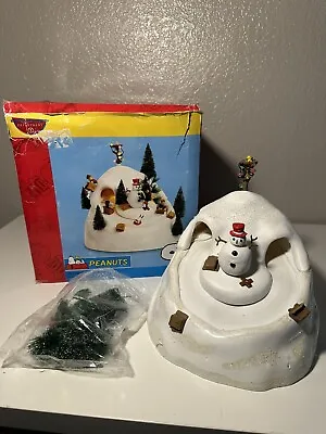 Department 56 Peanuts Sledding Hill - Snoopy Charlie Brown Lighted Animated 8  • $61.16