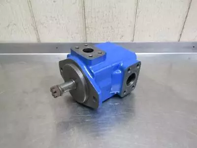 OEM Vickers 25V17A-3D-10 Hydraulic Vane Pump 17 GPM @ 1200 RPM 3.37 Cu.in • $349.99