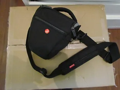 Manfrotto Advanced Holster S Camera Case - Black For DSLR/SLR . • £19.99