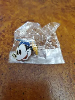 $26.99 • Buy Disney Trading Pin Mickey Mouse Graduation Hat Cap And Tassel  