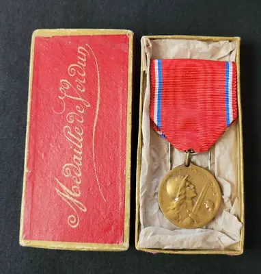 WW1 Original French Verdun Medal 1916 Battle Bronze Signed Vernier Genuine Box • $89