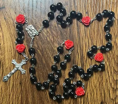 Black Pearl Glass Rosary Beaded Chaplet Red Roses Beads Lourdes Medal /Cross 20  • $9.95