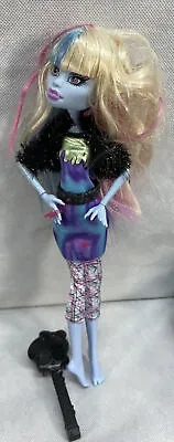 Monster High Abbey Bominable Fearbook Doll With Accessories • $21.99