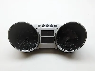 Mercedes Ml Speedometer Instrument Cluster 3.0 Cdi A2515402748 W164 2006 • $43.82