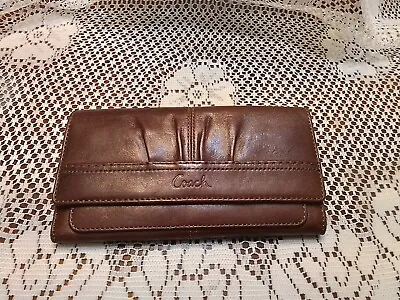 Vintage Coach Soho Brown Leather Pleated Trifold Wallet Card Holder • $20