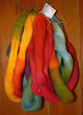 Motomo Gallery / Hand Dyed Australian Merino Top / Peak / 7.7 Ozs  • $30.80