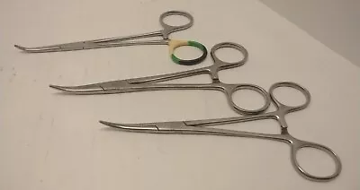 V. Mueller Pilling And Unbranded Curved Forceps **Lot Of 3** • $22.95