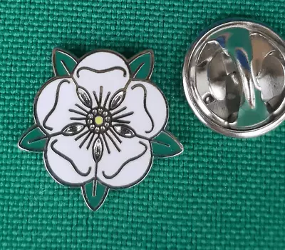 Small White Rose Yorkshire Lapel Pin Badge FREE UK Delivery! • £3.99