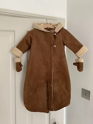 Gorgeous Baby Gap Faux Sheepskin Pram Suit Size 6-12 Months • £8