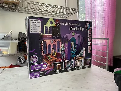 MONSTER HIGH High School Playset 2012 RETIRED BRAND NEW Damaged Box • $145.99