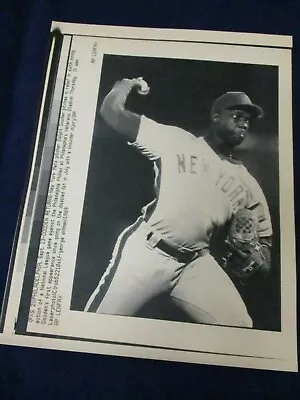 Wire Press Photo 1989 Dwight Gooden New York Mets Vs. Phillies Veteran Stadium • $17