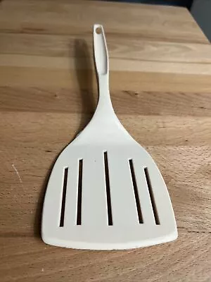 Vintage Foley Wide Spatula Turner Pancake Flipper 5 Slot CREAM  Nylon Plastic • $17.99