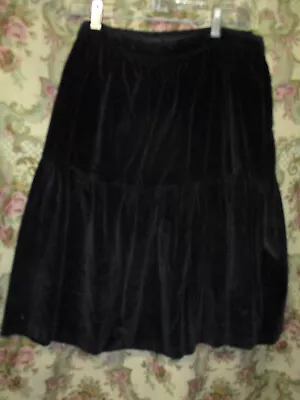 Ladies Black Skirt Velveteen Saloon Dance Hall Girl Tiered W32 Prairie 1980s • $12.95