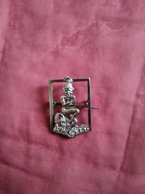 £1.99 • Buy Vintage Cornish Piskie Metal Brooch