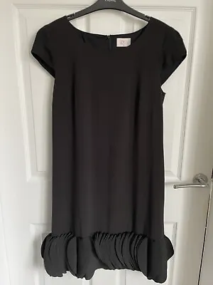 Ladies Black LIBRA Short Sleeve Frill/Flutter Bottom Straight Dress - Size 10 • £9.95