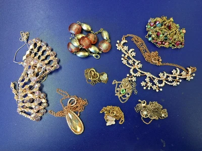 £4.99 • Buy D~46] Job Lot Jewellery Necklace Pendent Gold Hue Chain Bracelets Beads