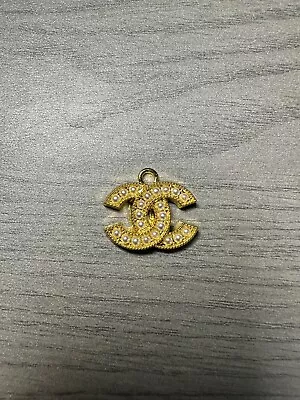 $20 • Buy Chanel Vintage Button Gold And Pearl Charm For Jewelry Making