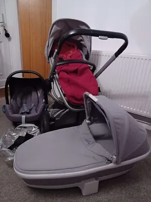 Quinny Buzz Extra Pram And Pushchair In Grey • £190