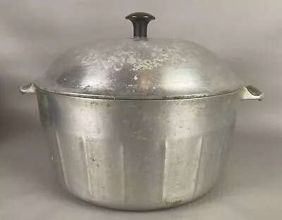 Vintage Cast Aluminum Household Institute 6 Qt Dutch Oven Stock Pot Roasting • $27.95