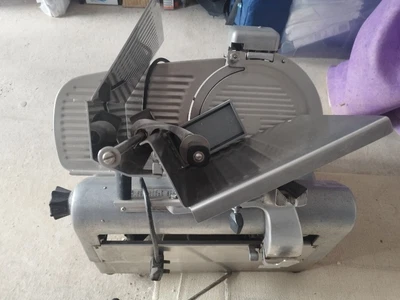 £0.01 • Buy Hobart Meat Slicer